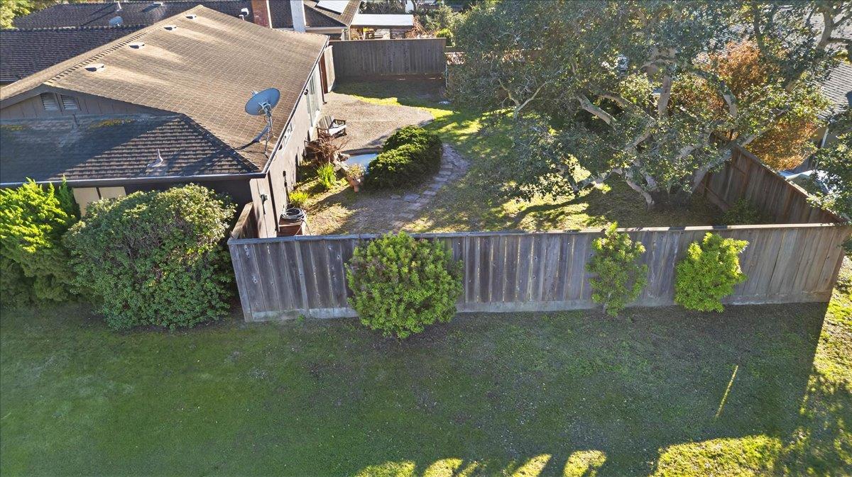 15175 Oak Hills Drive