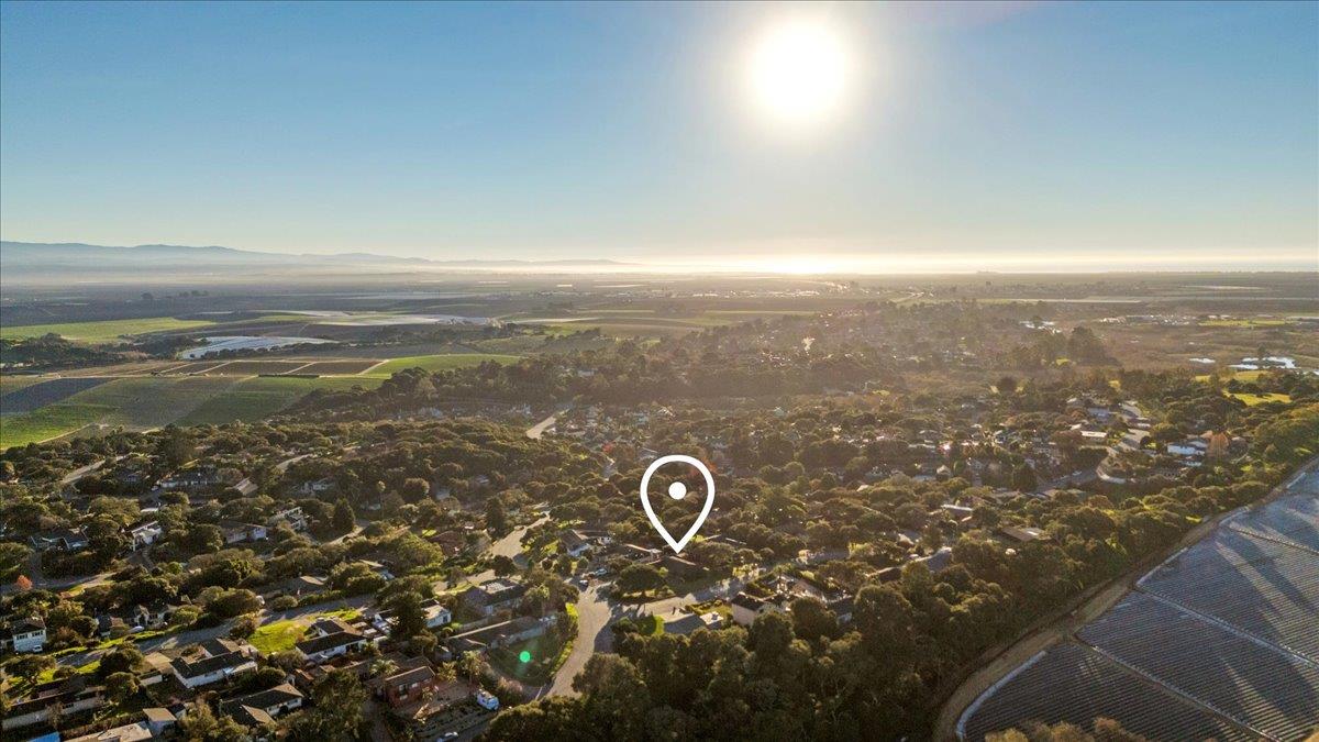 15175 Oak Hills Drive