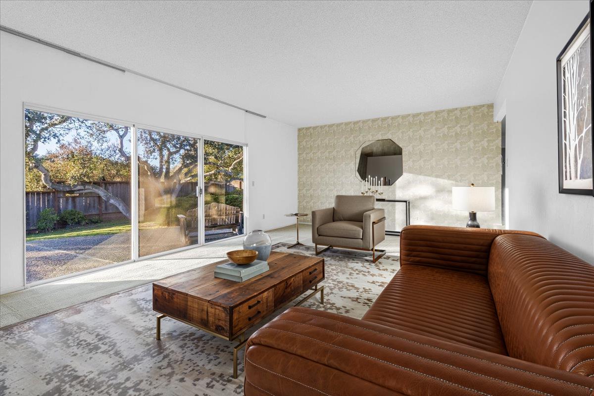 15175 Oak Hills Drive