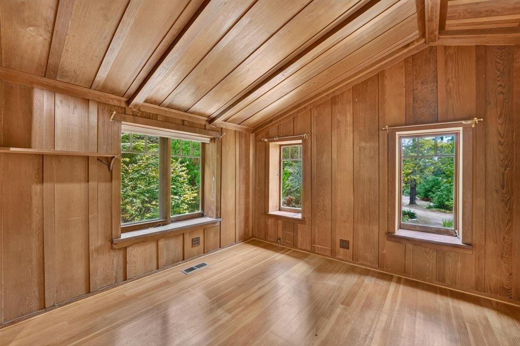 123 Fern Canyon RD