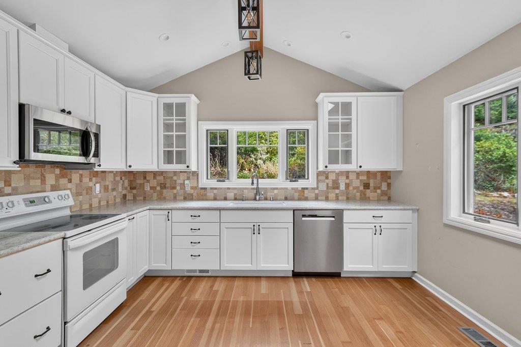 123 Fern Canyon RD