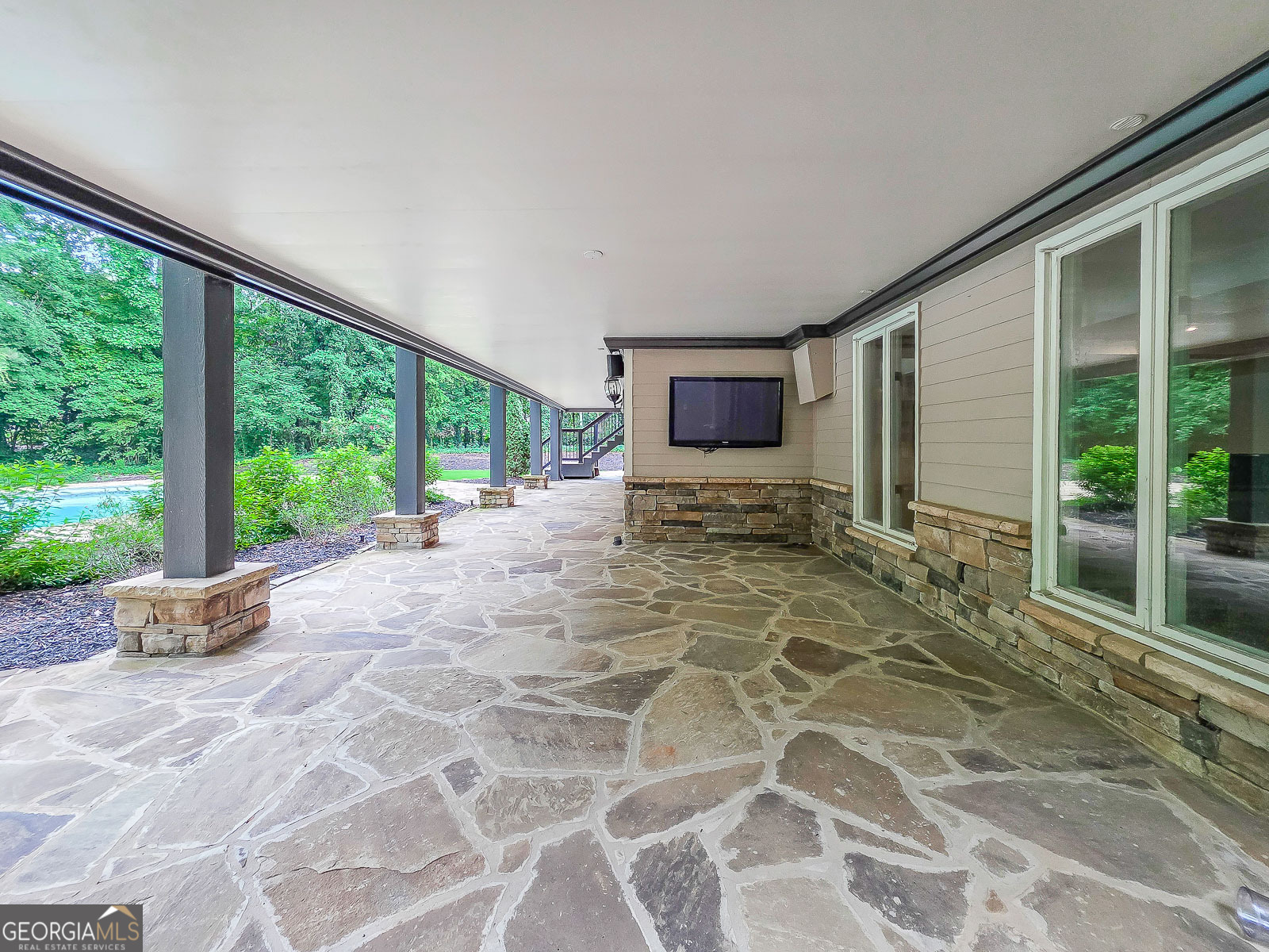 4188 Riverview Drive