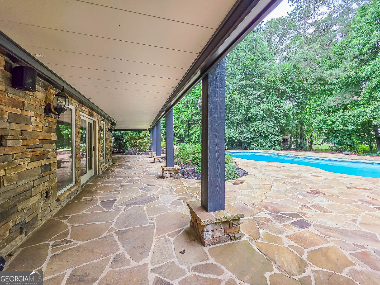 4188 Riverview Drive