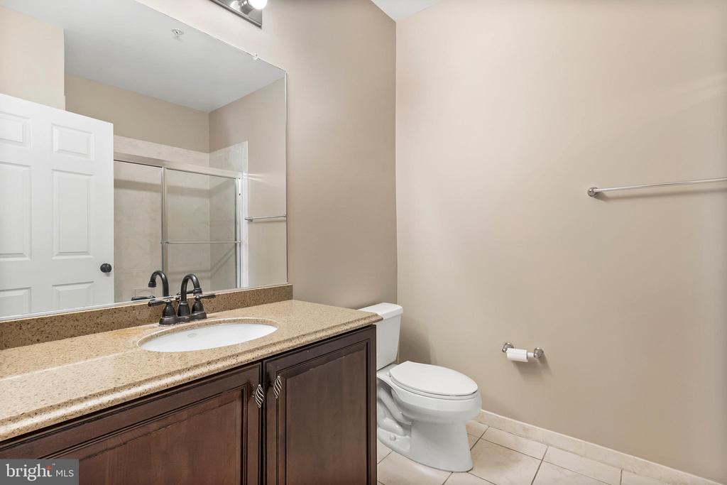 200 W ELM ST #1221