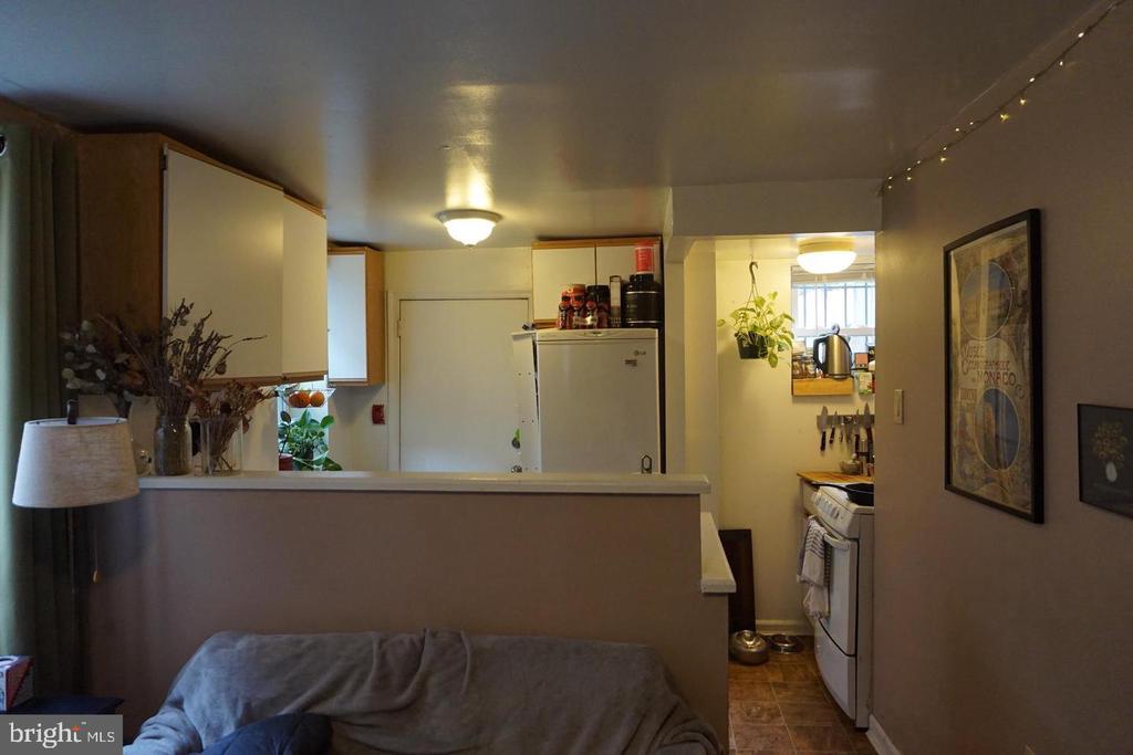 621 S 18TH #1FL