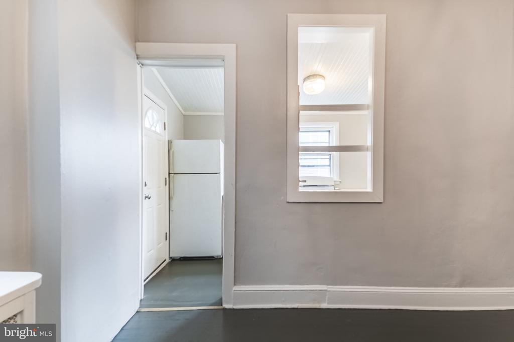 876 N 23RD ST #FLOOR #1