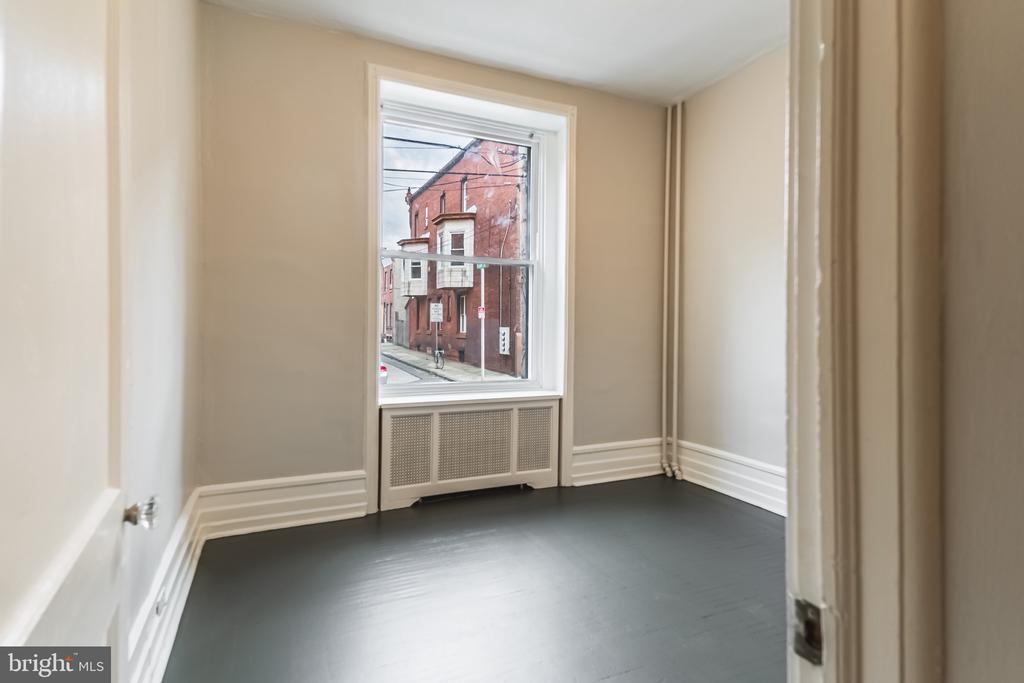 876 N 23RD ST #FLOOR #1