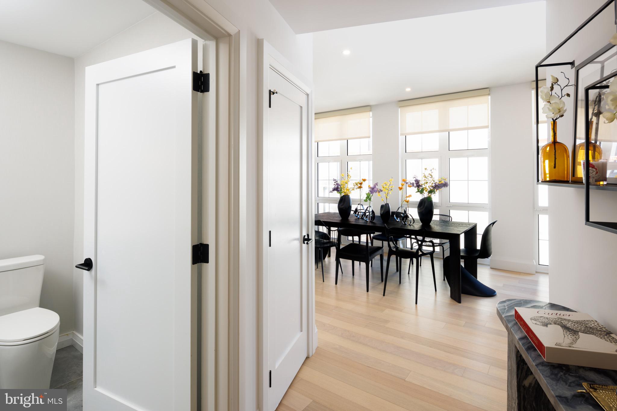 1099 GERMANTOWN AVE #H0110