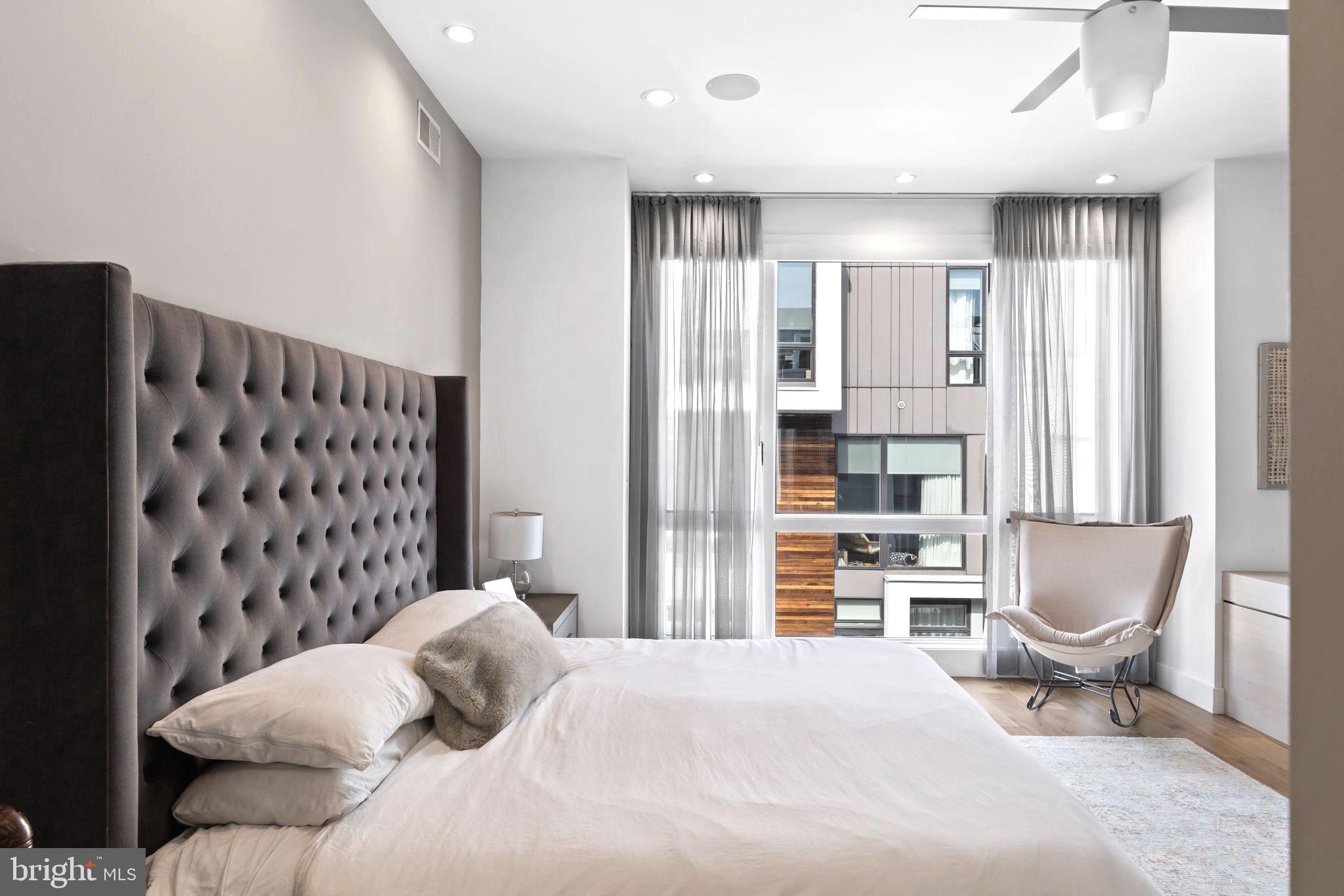 204 W Laurel St #3