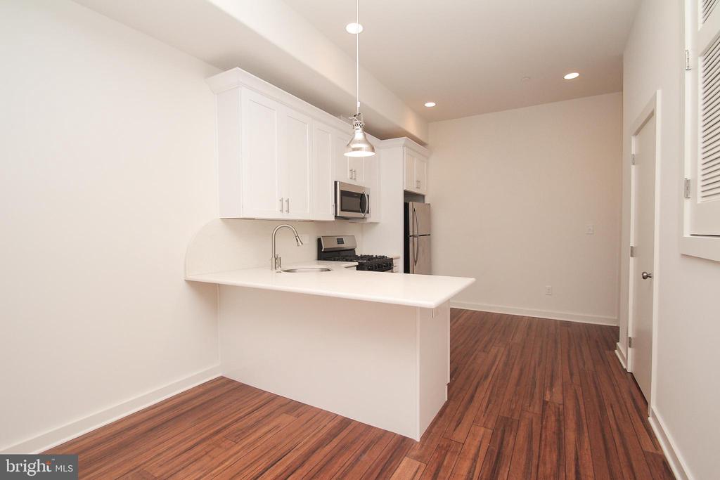 864 N 19TH STREET