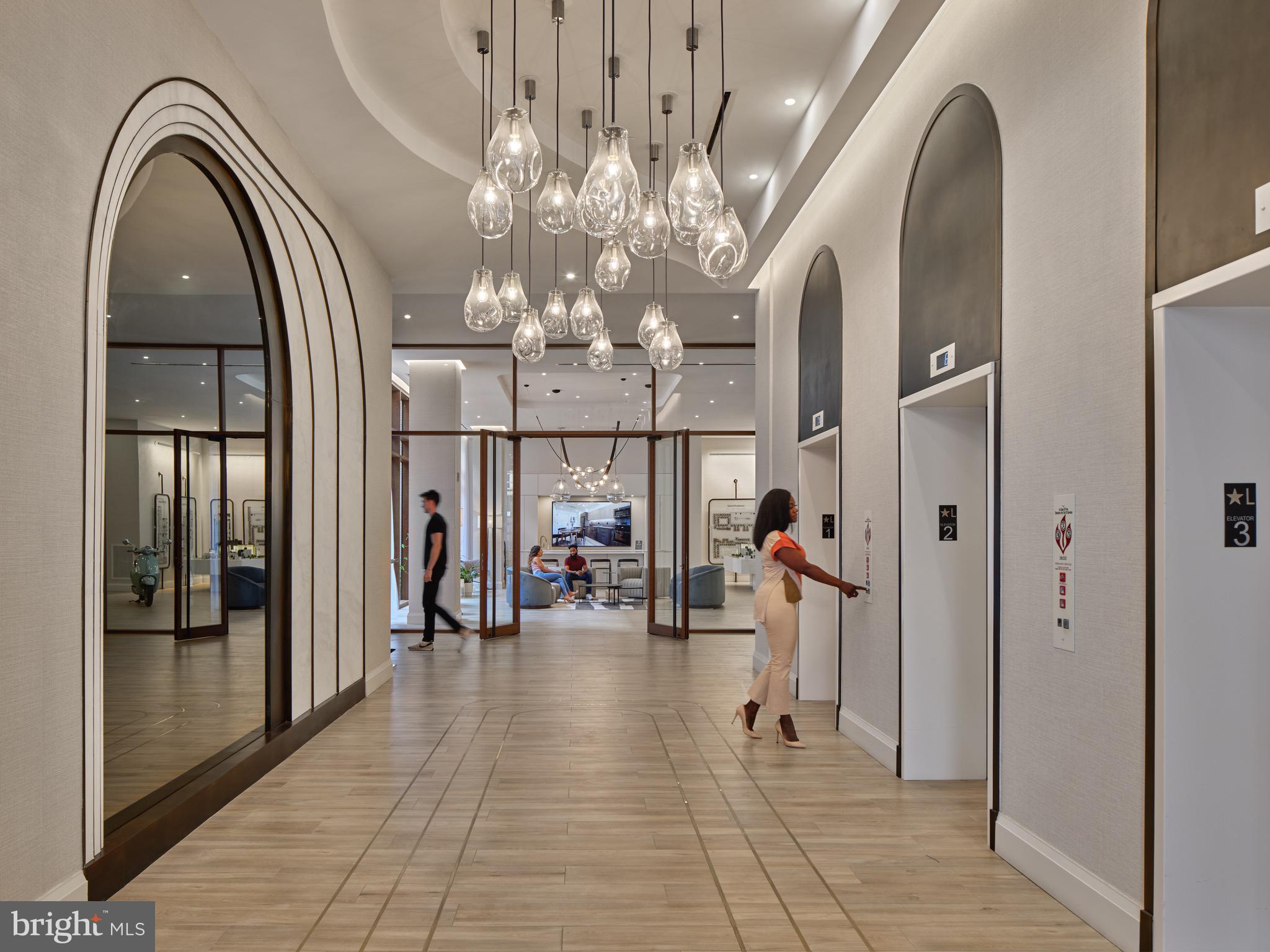 1099 GERMANTOWN AVE #M116