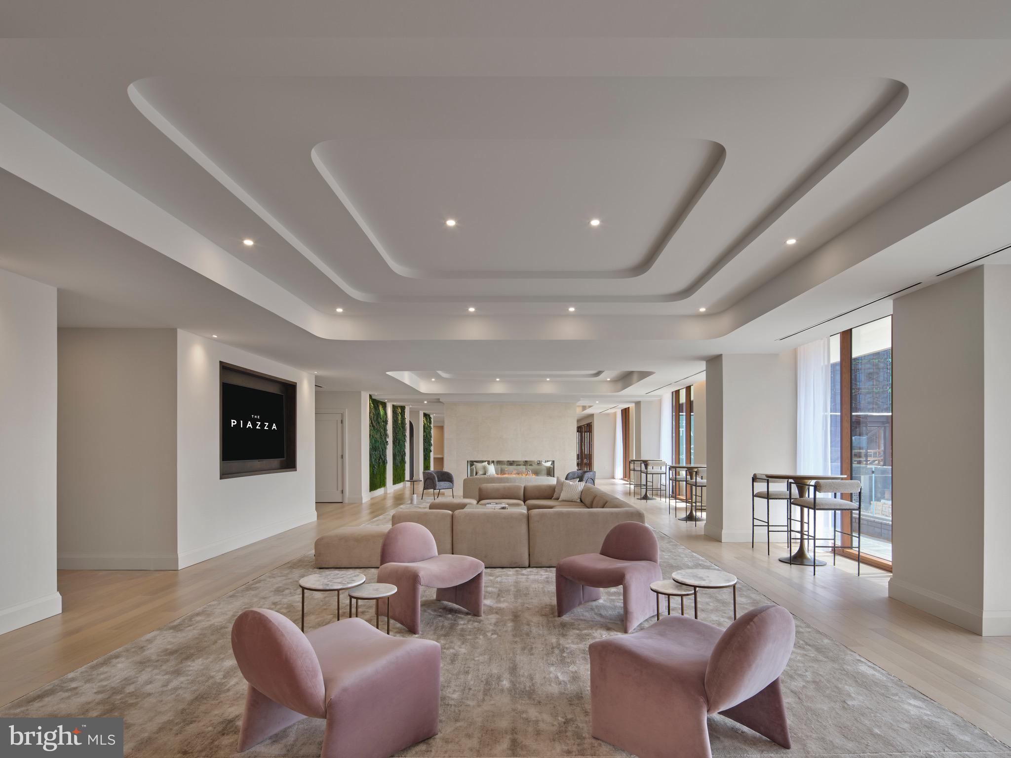 1099 GERMANTOWN AVE #M103