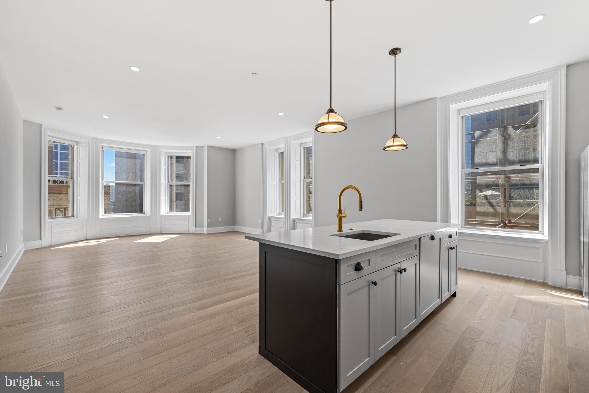 200 S BROAD STREET 1022