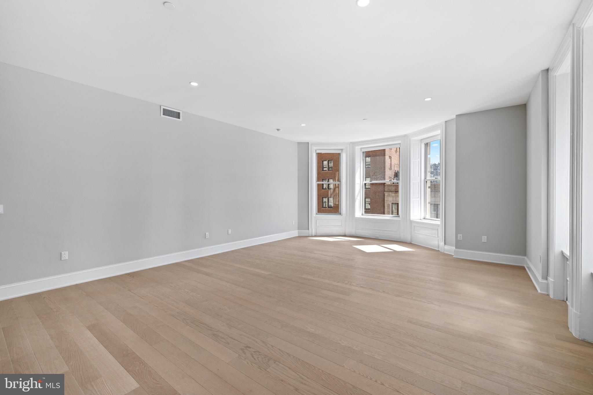 200 S BROAD STREET 1022