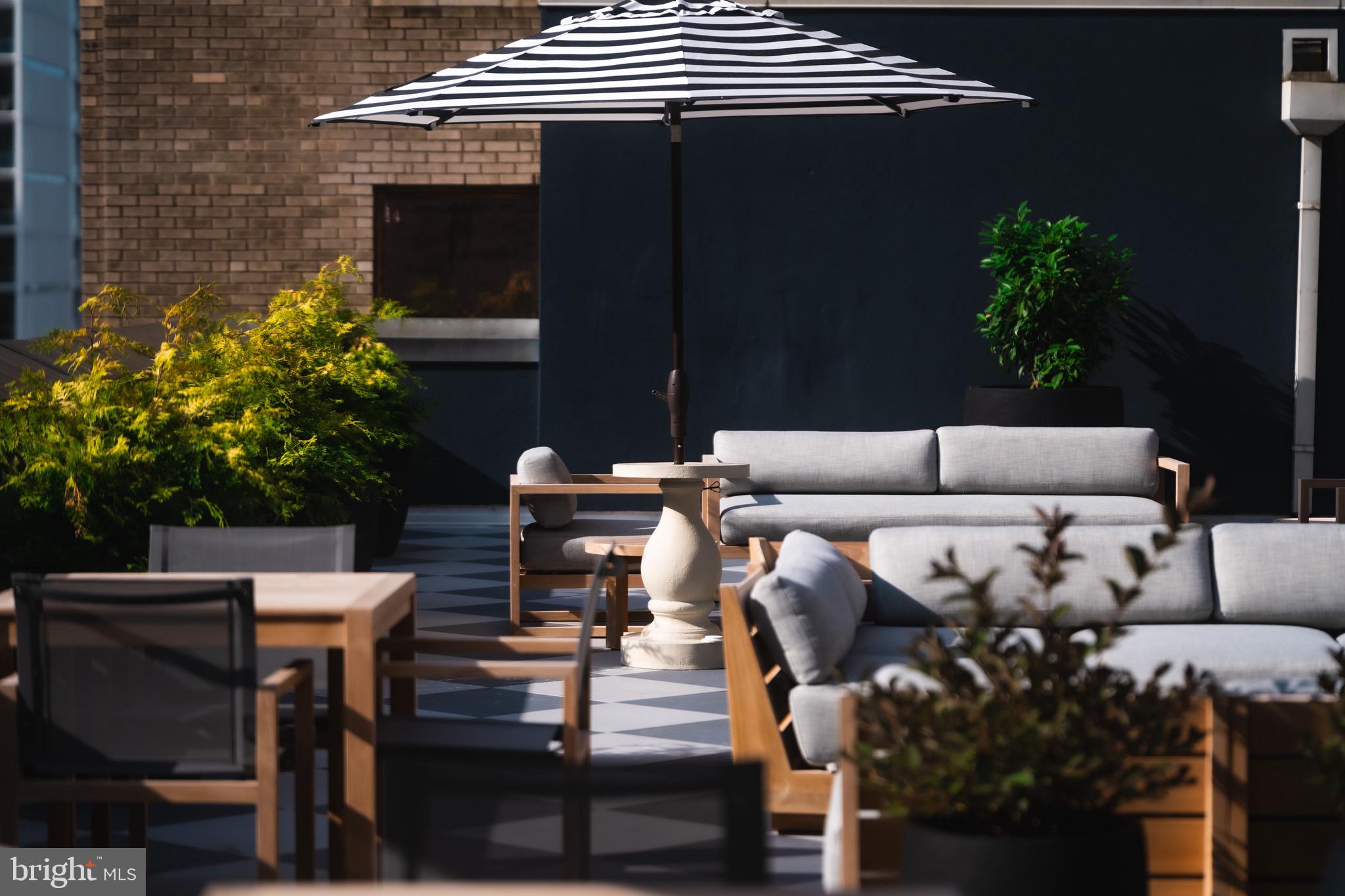 200 S BROAD STREET 424