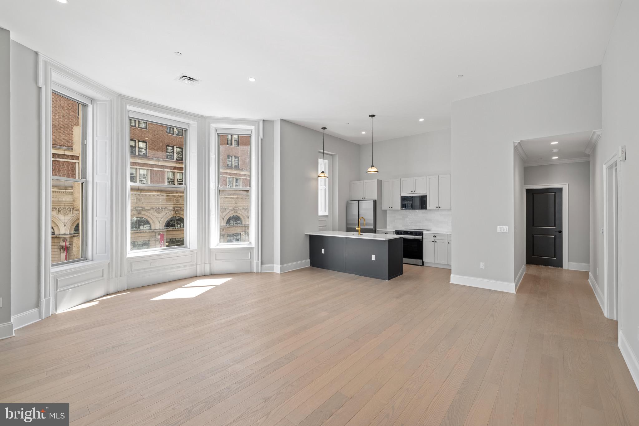 200 BROAD ST 904
