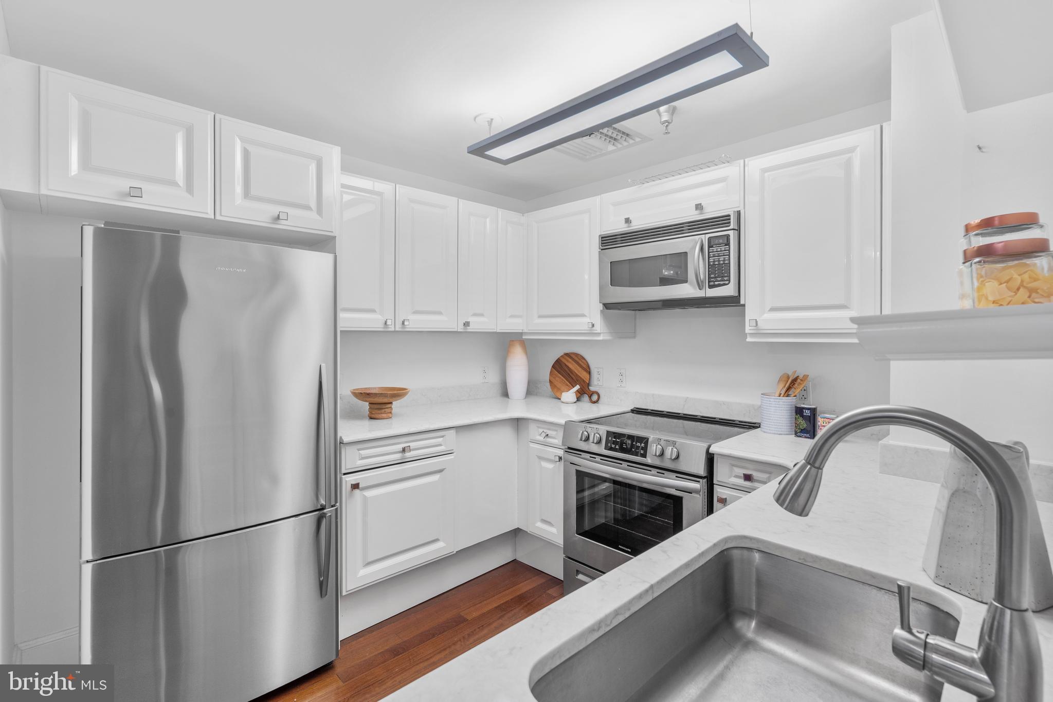 1500 CHESTNUT STREET 7I