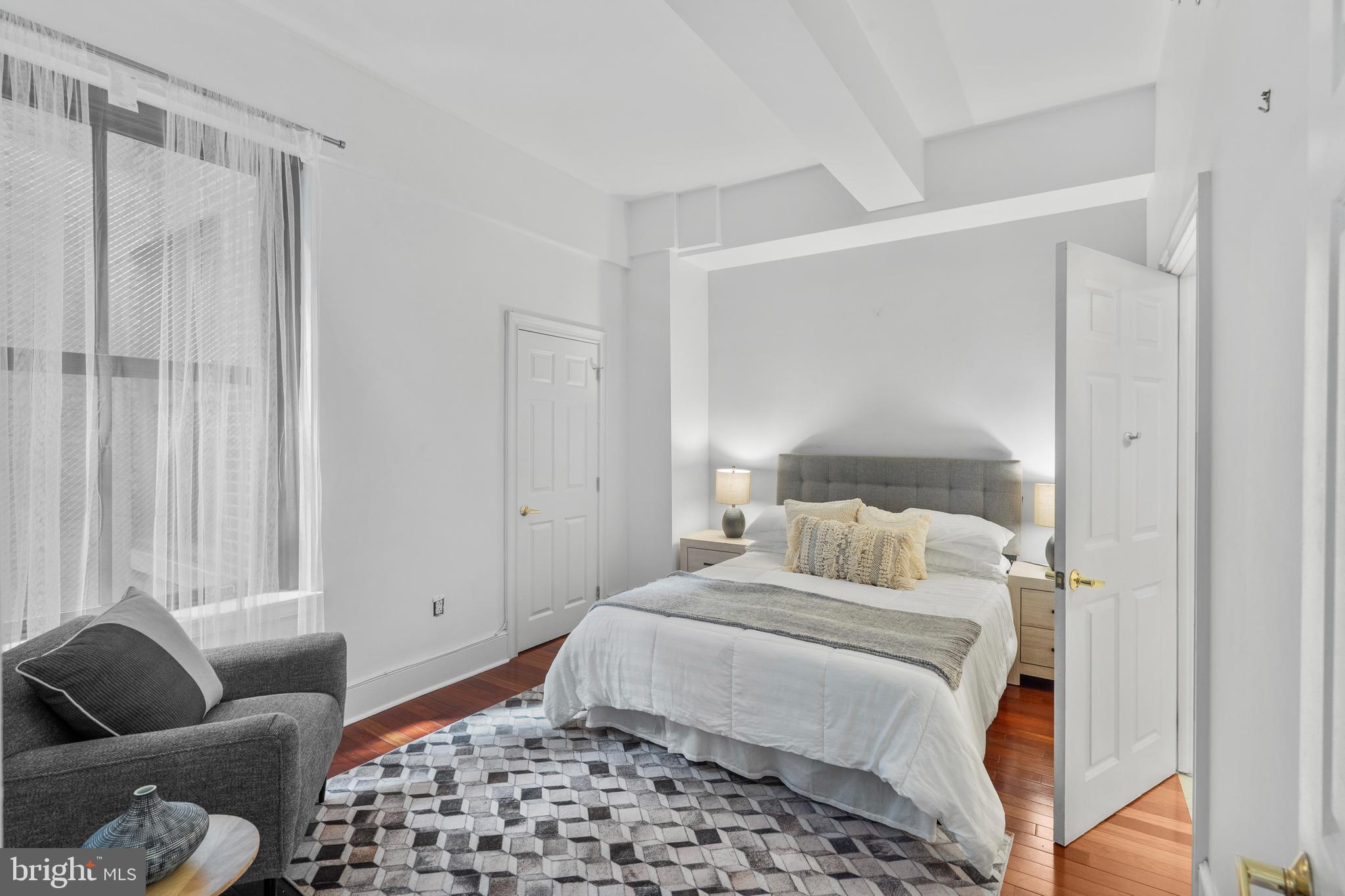 1500 CHESTNUT STREET 7I