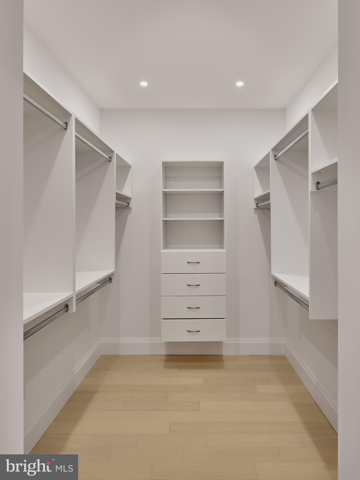 1099 GERMANTOWN AVENUE B