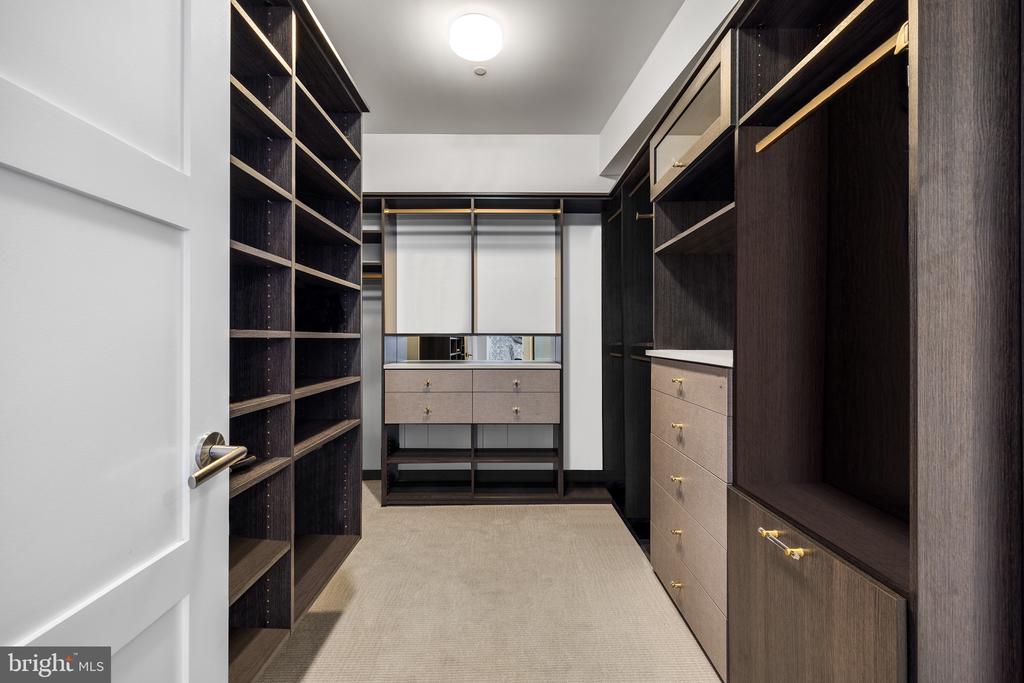 50 S 16TH STREET 5501