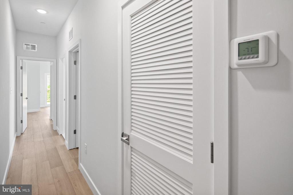 1932 N 6TH STREET Unit: 3