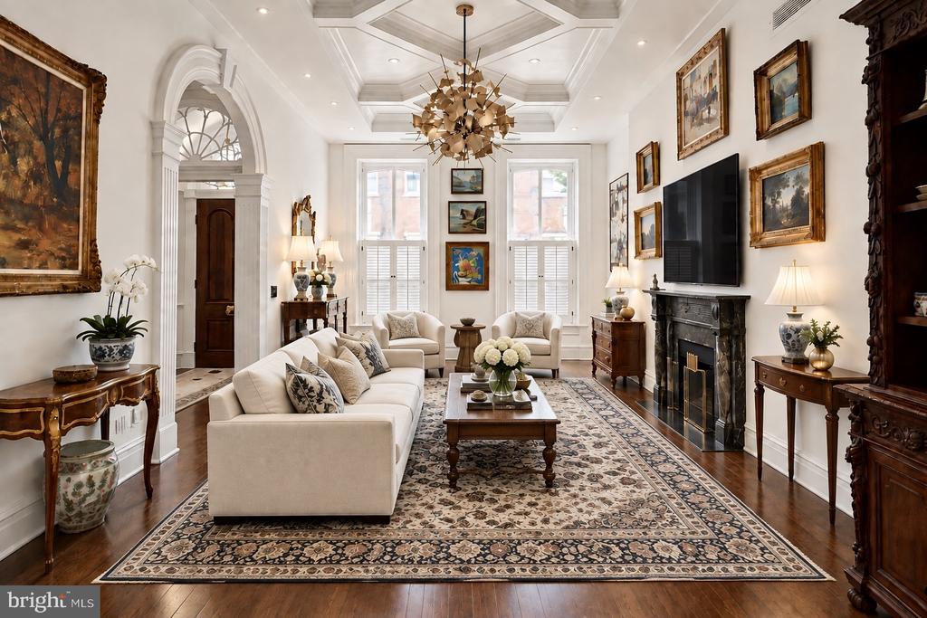 2015 DELANCEY PLACE
