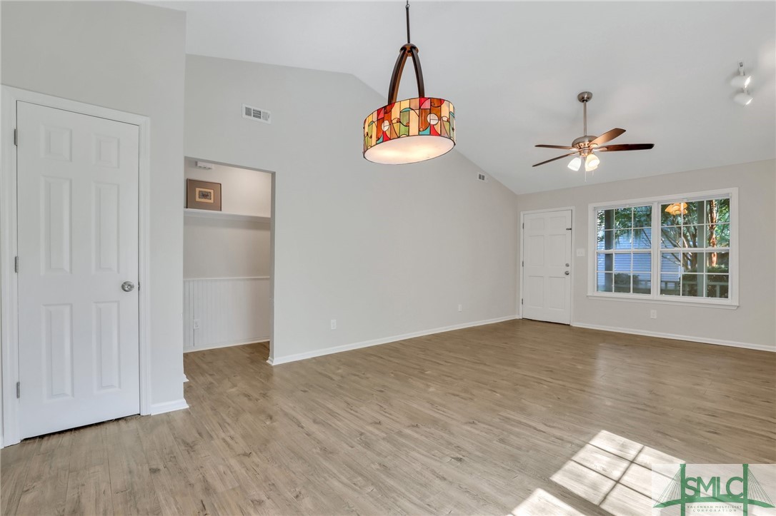 15 E Longview Bluff Road 15