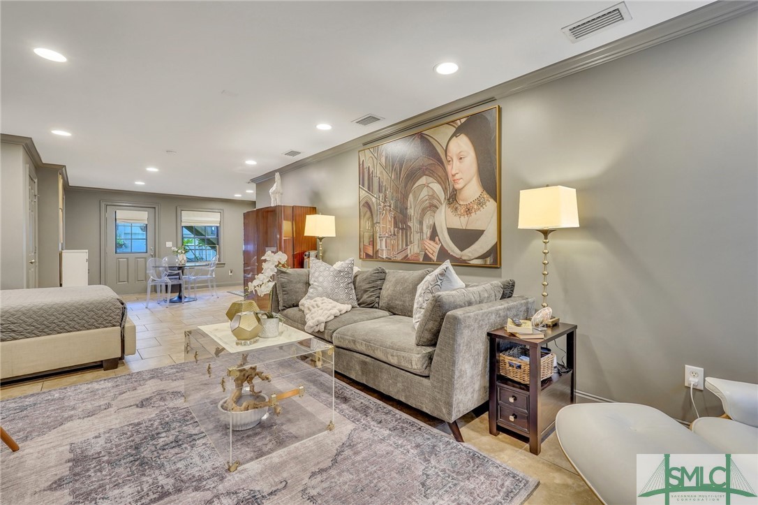 316 W Taylor Street