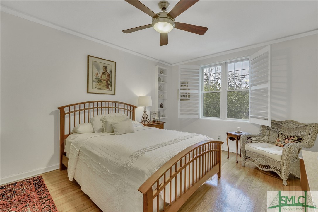 6 E 53rd Street