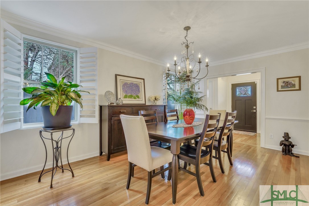 6 E 53rd Street