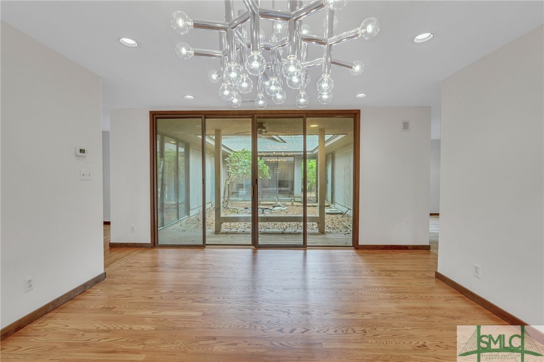 15 Monastery Road W