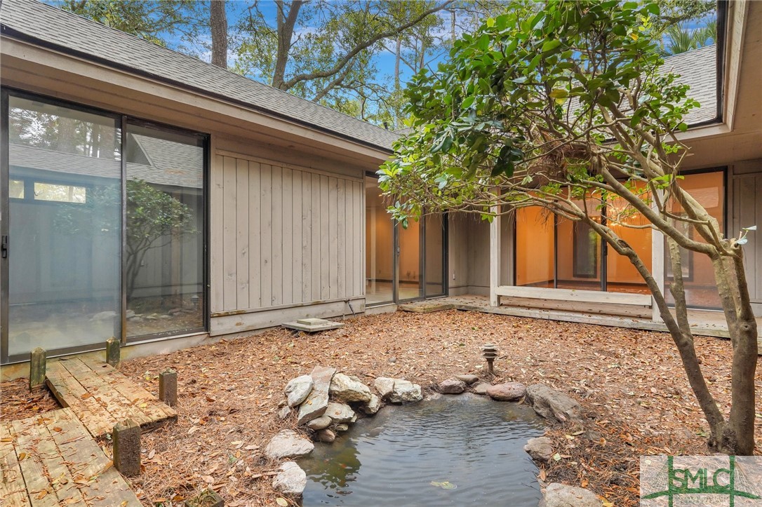 15 Monastery Road W