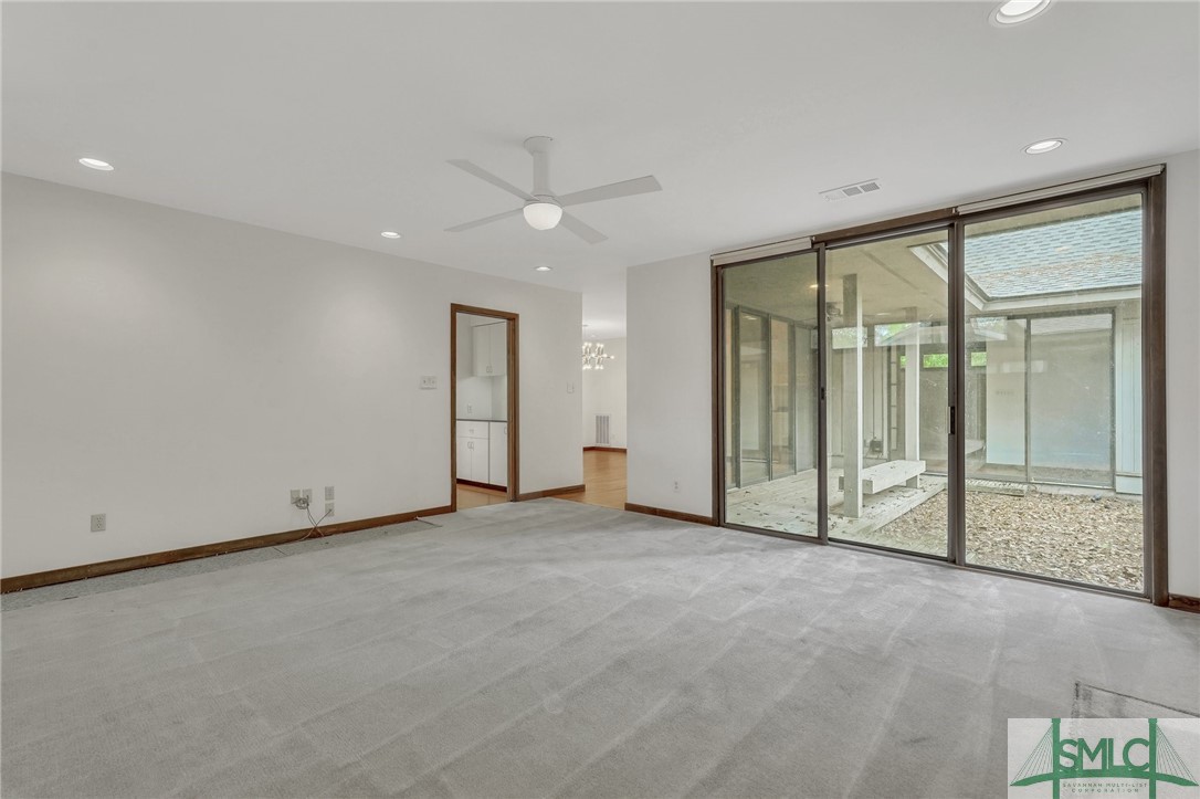 15 Monastery Road W