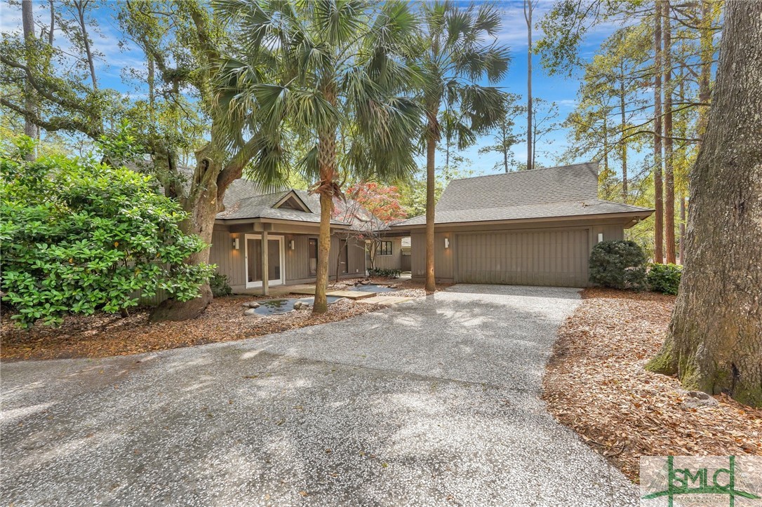 15 Monastery Road W