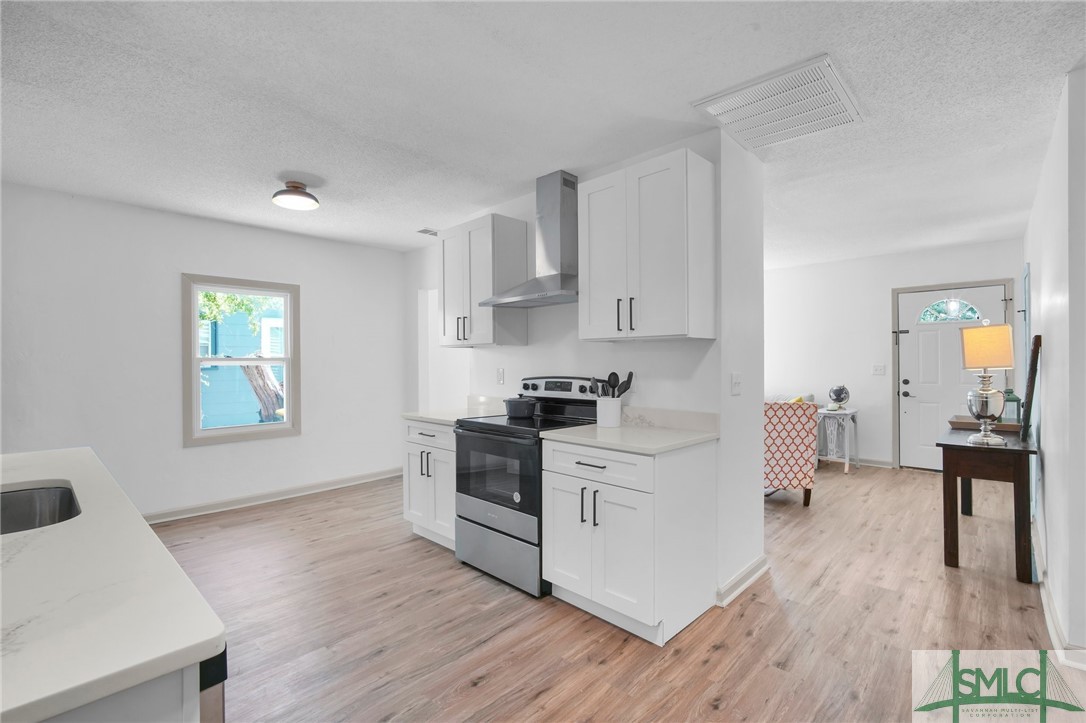 17 Oleander Avenue