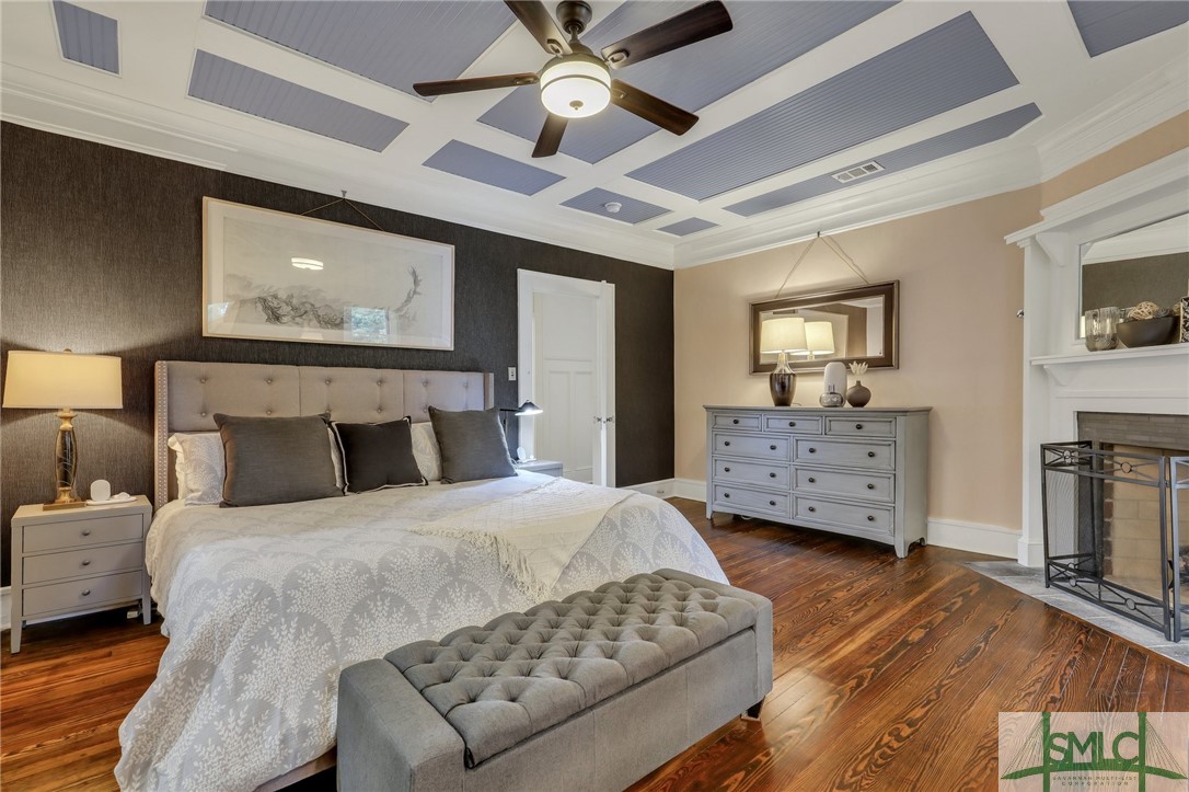 105 E 55th Street
