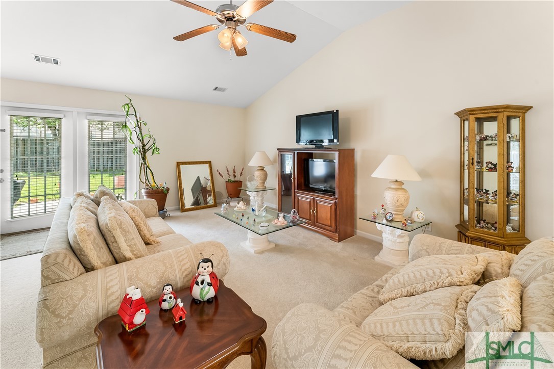 1557 Bradley Boulevard