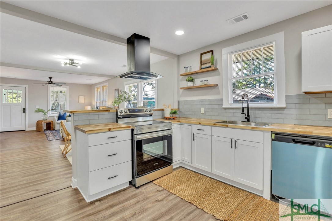 2120 New York Avenue