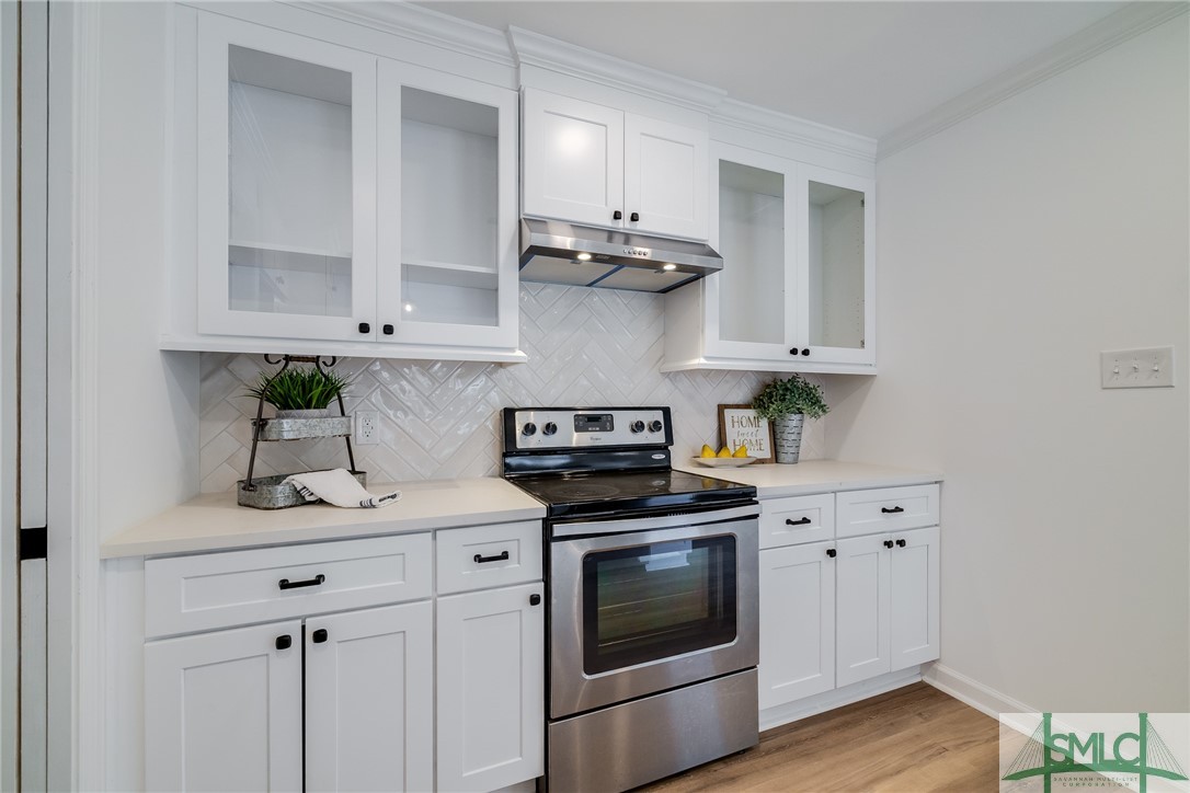 9791 Whitefield Avenue