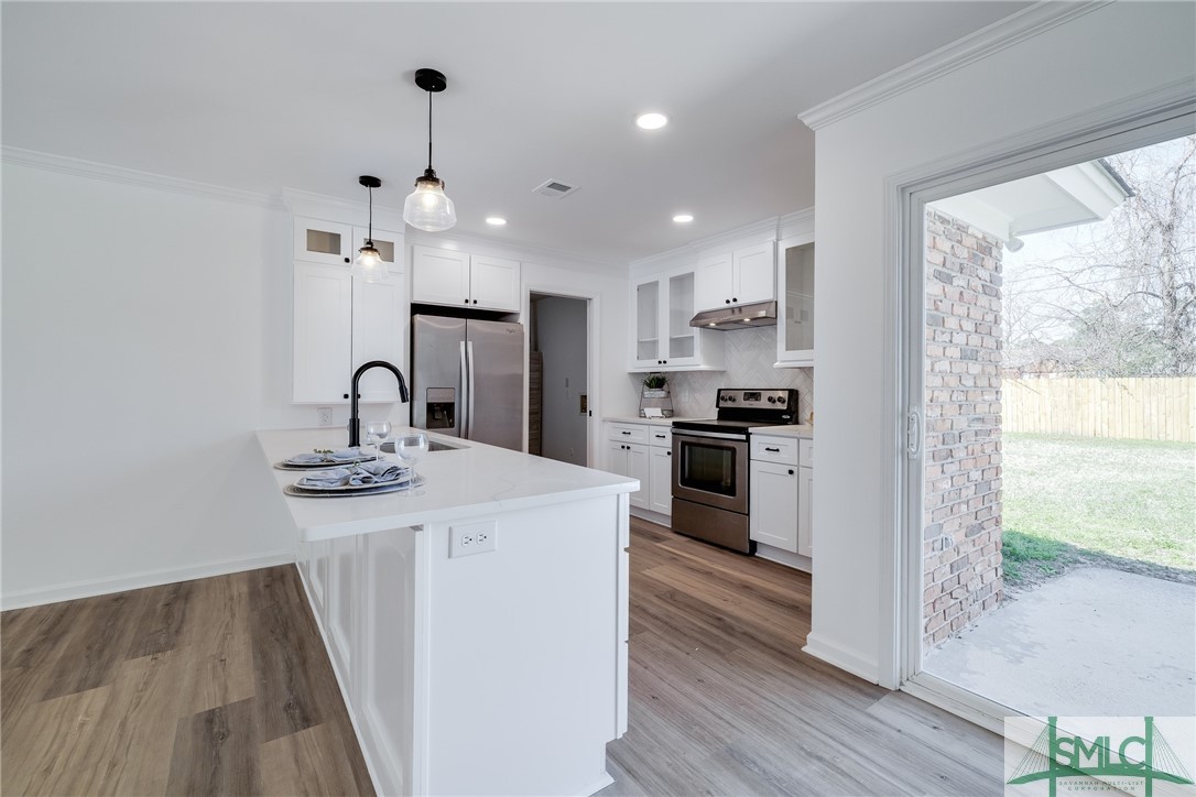 9791 Whitefield Avenue