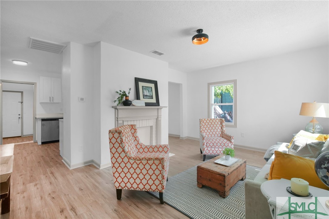 17 Oleander Avenue