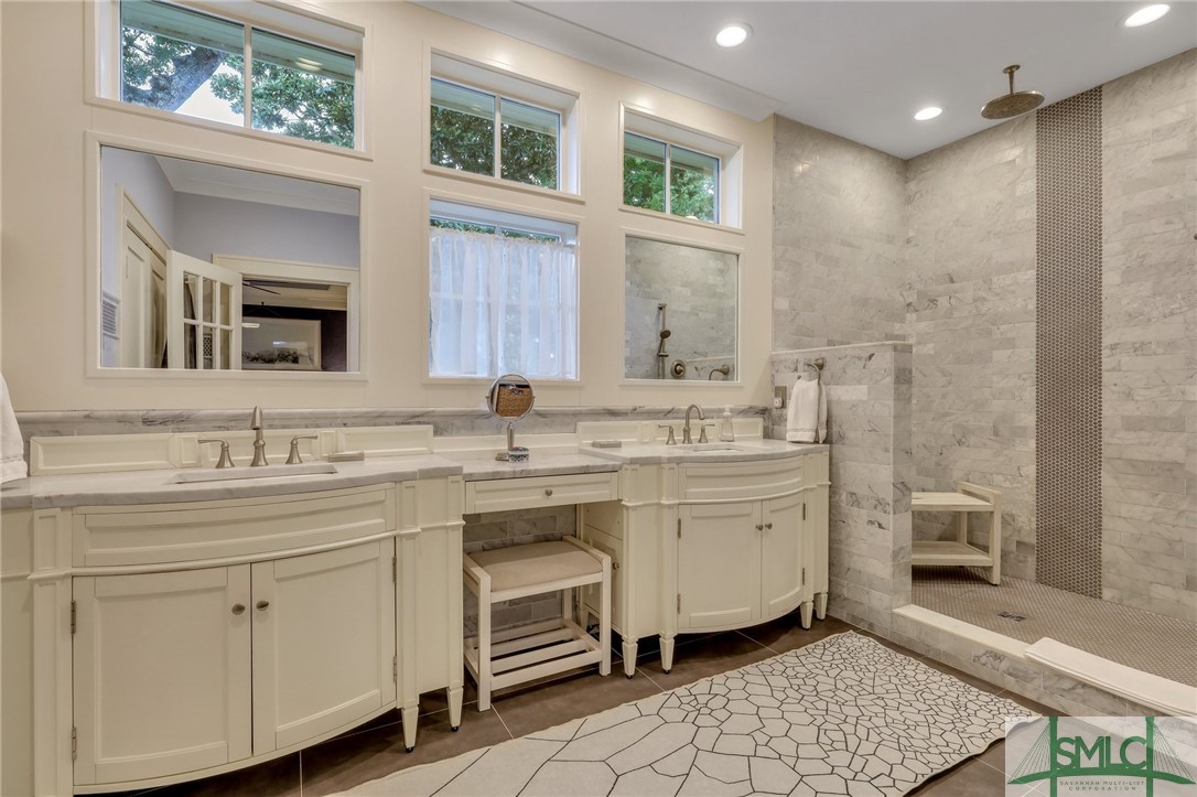 105 E 55th Street
