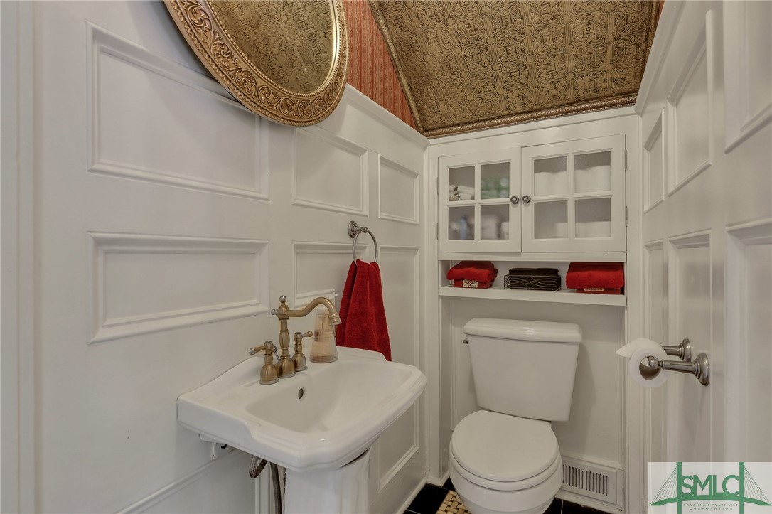 105 E 55th Street