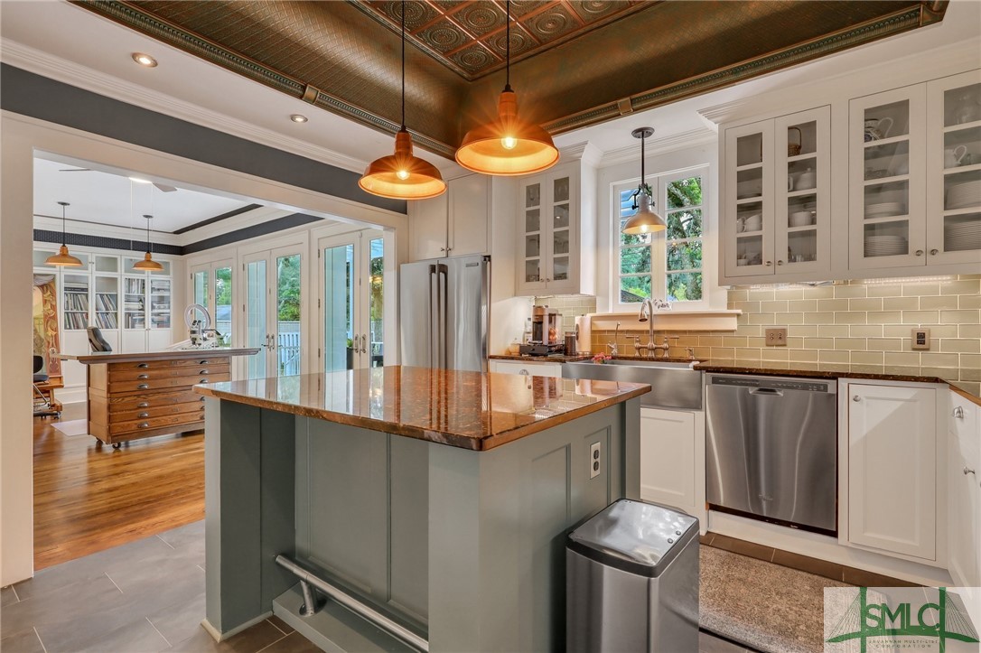 105 E 55th Street