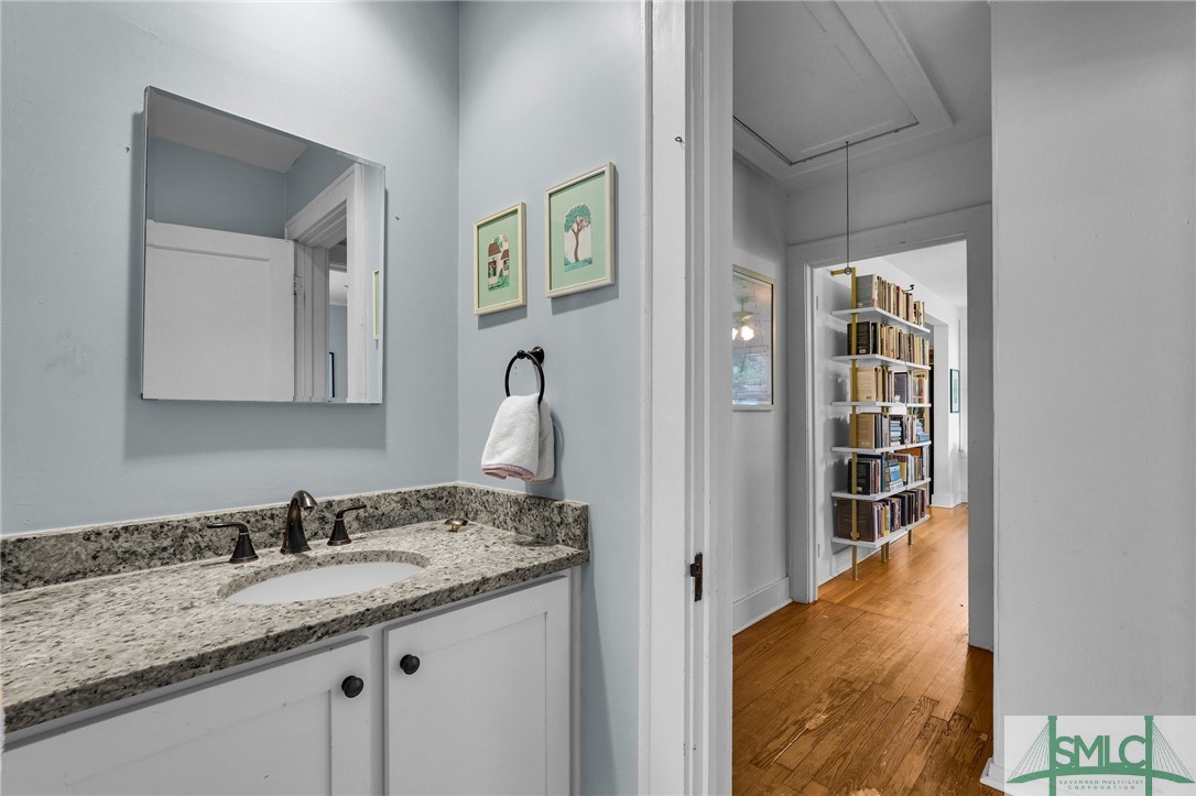 415 E 62nd Street