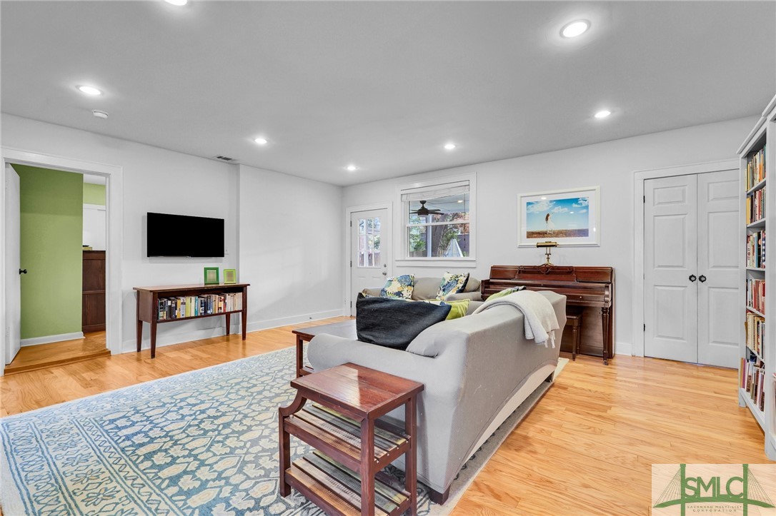 415 E 62nd Street