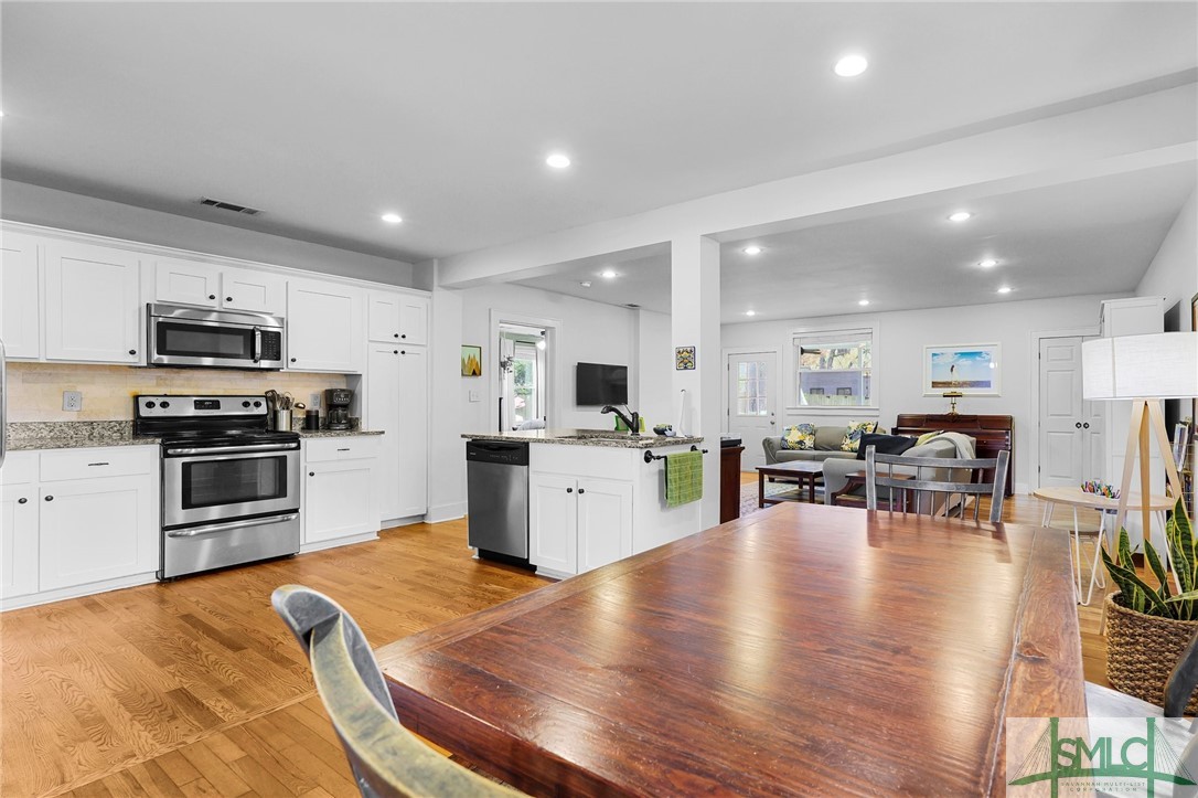 415 E 62nd Street