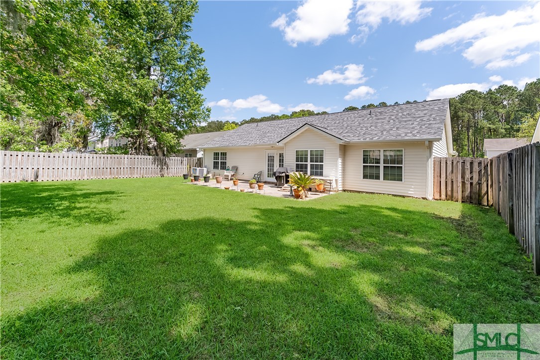 1557 Bradley Boulevard