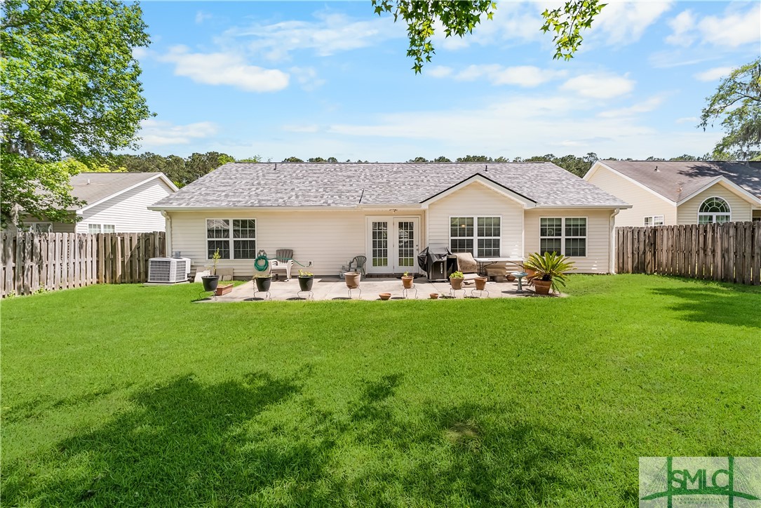 1557 Bradley Boulevard