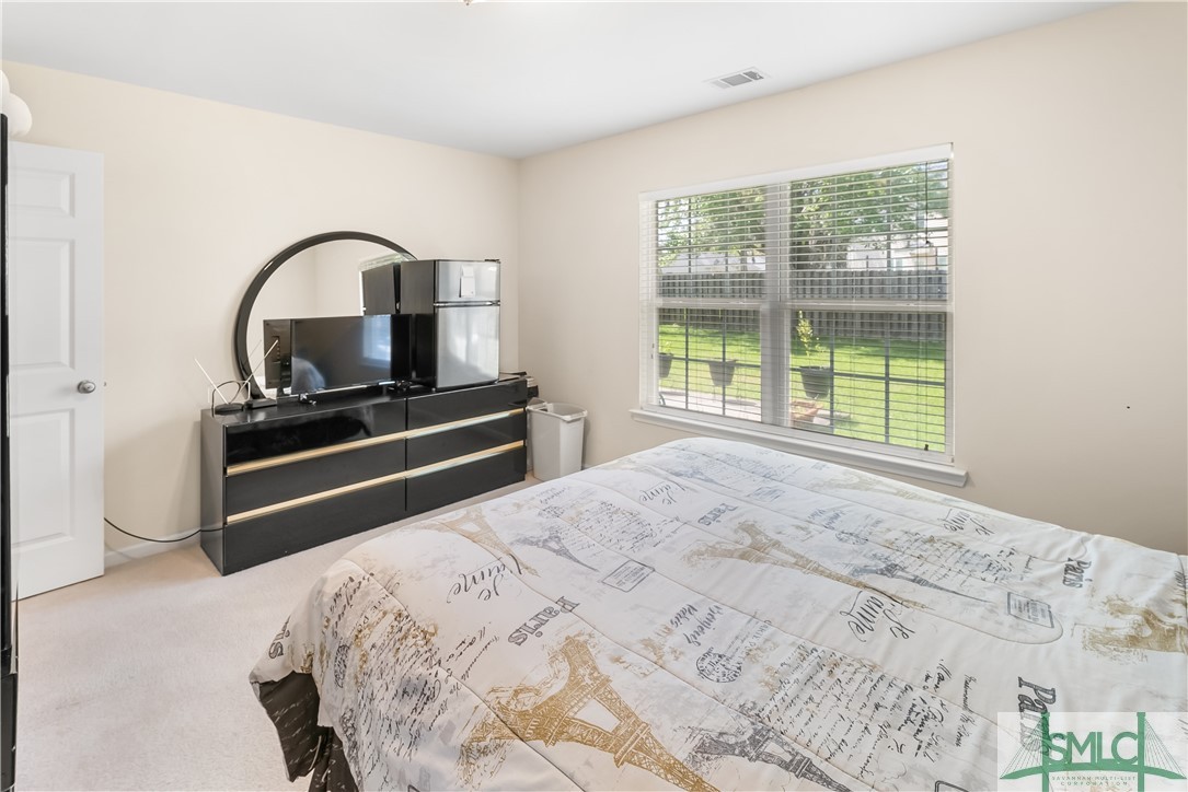 1557 Bradley Boulevard